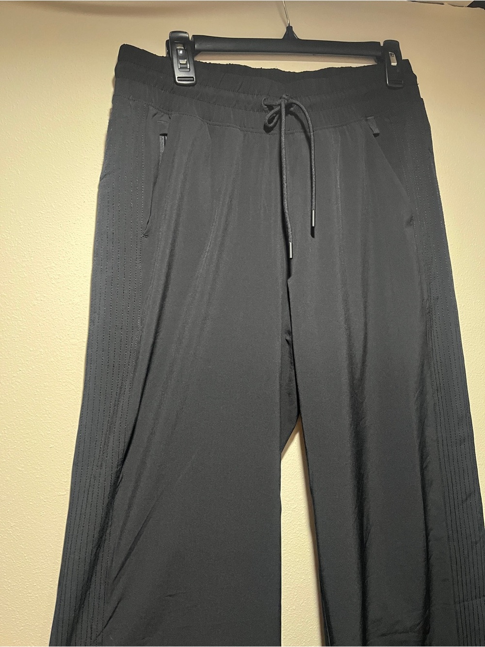 Athleta Wide Leg Ankle Pants Women’s Size 8 Black Pull-On Athleisure Preowned